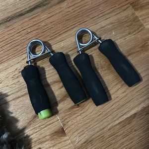 Grip strength trainer